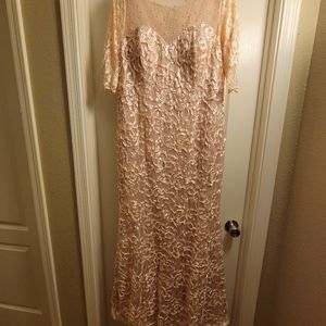 SLNY mermaid dress